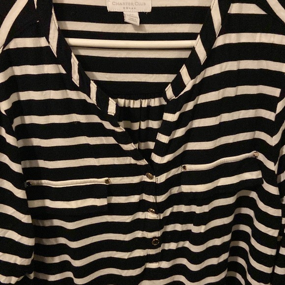 Black and white striped top - Picture 2 of 2
